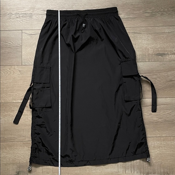 Women’s midi black elastic tie skirt size small - Picture 9 of 11